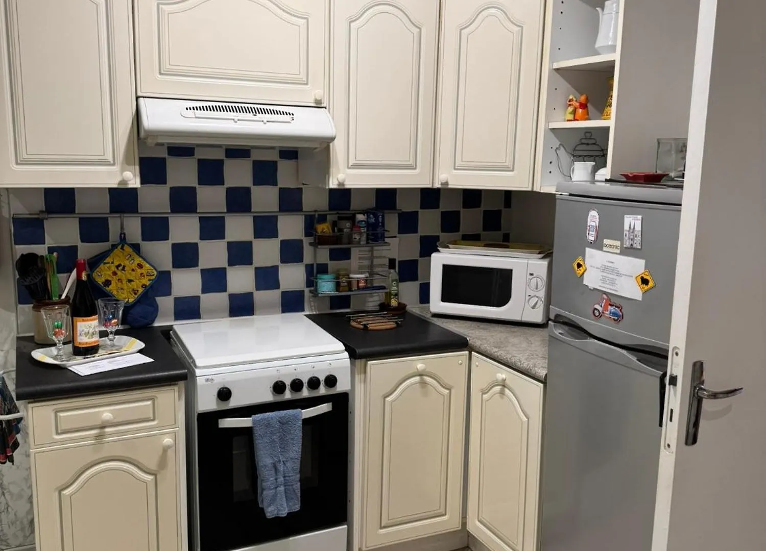 Apartment Ferienwohnung Mas Saint Antoine Rognonas