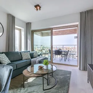 Huswell - With Beautiful Seaview In Appartement Oostende